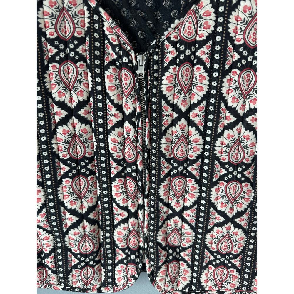 Old Navy Women’s Multi Colored Quilted Vest Size Large - Picture 2 of 10
